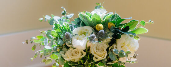 2026 Wedding Color Trends: Cloud Dancer and Island Citrus
