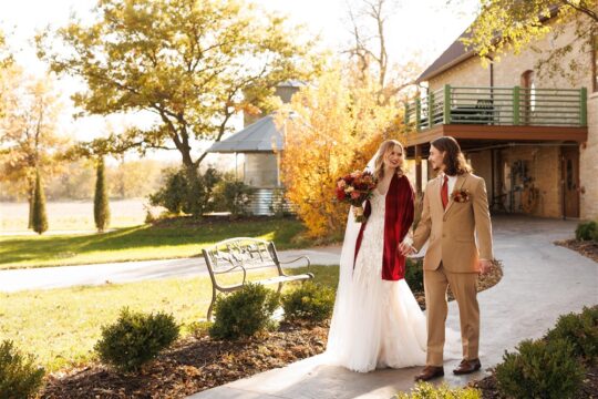 A Warm, Moody Fall Styled Shoot at Venue 1883