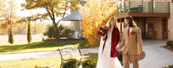 A Warm, Moody Fall Styled Shoot at Venue 1883